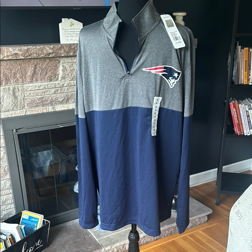 NFL Patriots Gray and Blue Quarter-Zip Sweatshirt